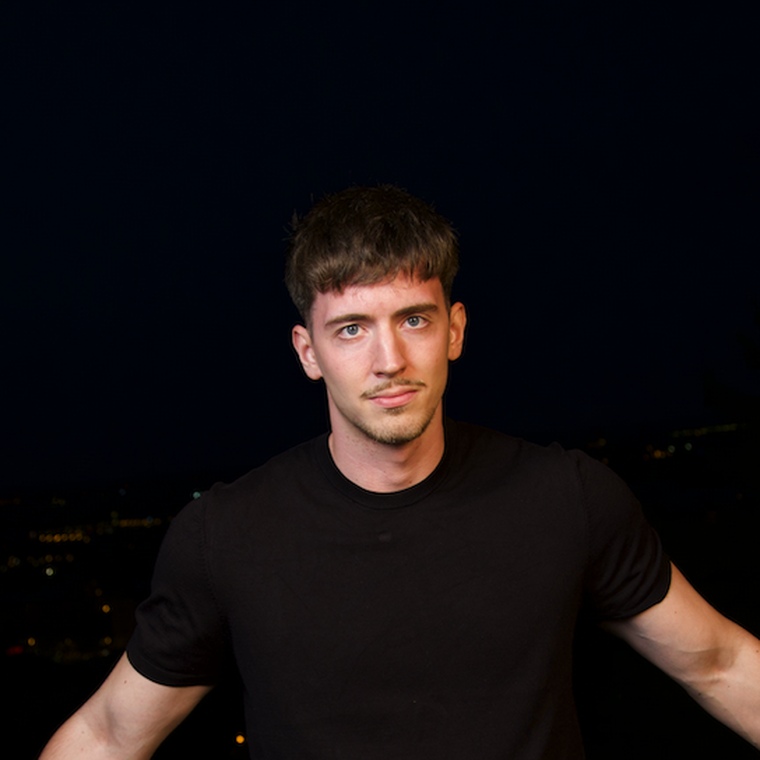 Villám Benedek